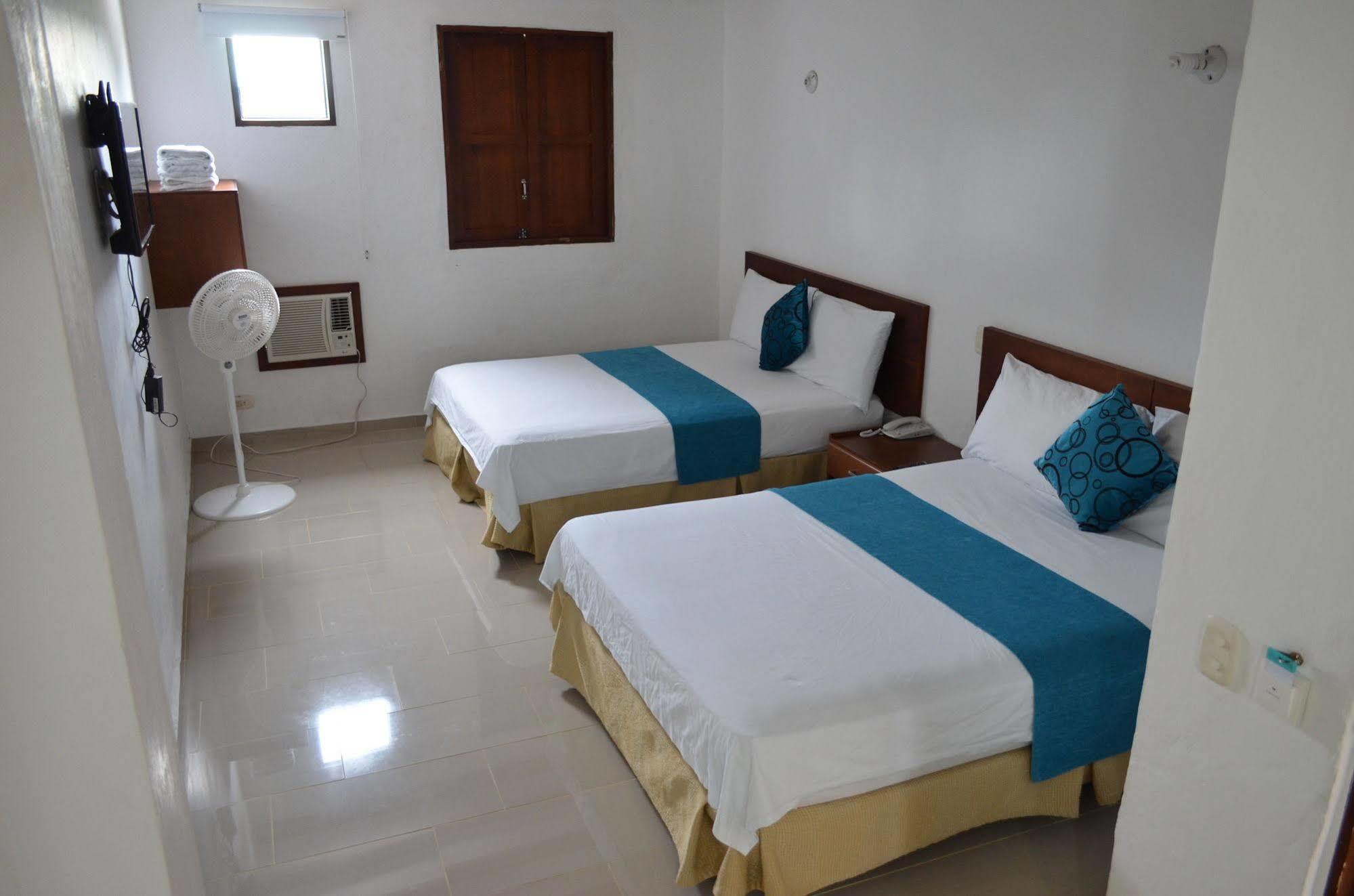 Hotel Aldea Plaza Дорадаль Экстерьер фото