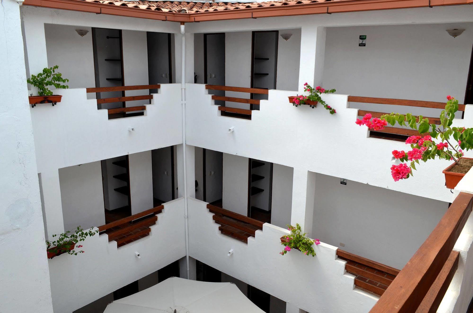 Hotel Aldea Plaza Дорадаль Экстерьер фото